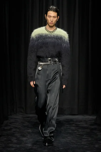 Look 43